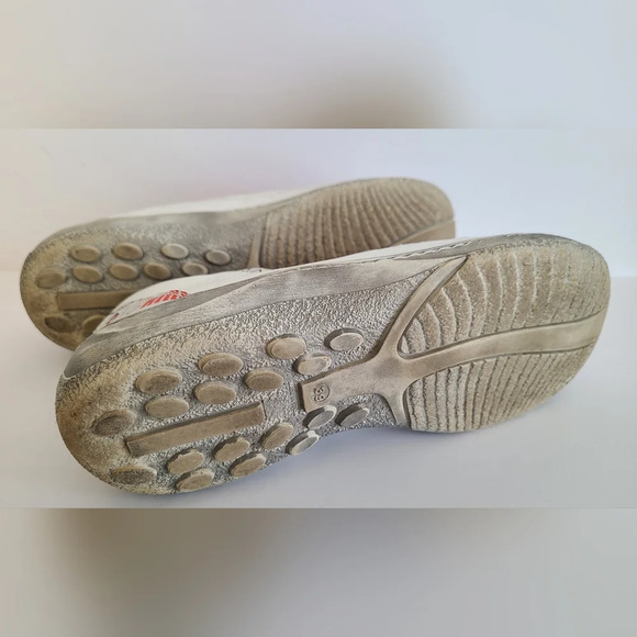 Colorful Graphic Women's Sneakers - Picture 5 of 9